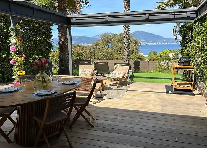 Appartement T2 Vue Porticcio (Corsica)